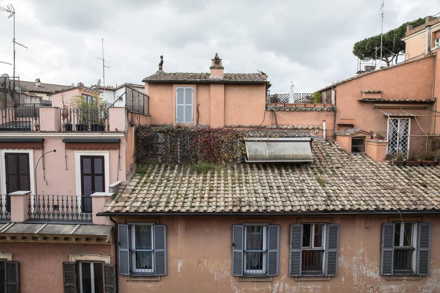 Crispi Deluxe 2 Bedroom Rome Exterior photo